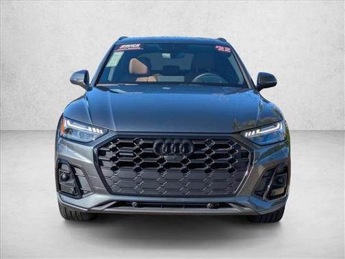 Daytona Gray Pearl Effect 2022 Audi Q5 45 S line Prestige