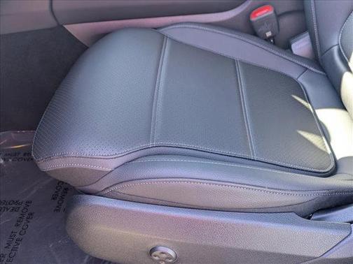 2026 Mercedes-Benz GLC 300 Base