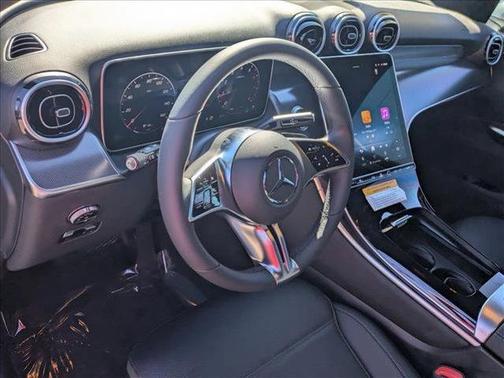 2026 Mercedes-Benz GLC 300 Base