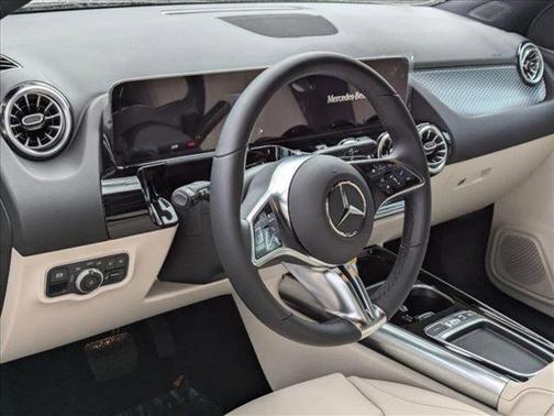 2025 Mercedes-Benz GLA 250 Base