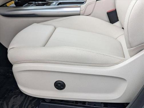 2025 Mercedes-Benz GLA 250 Base