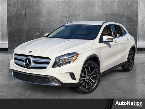 2017 Mercedes-Benz GLA 250 Base