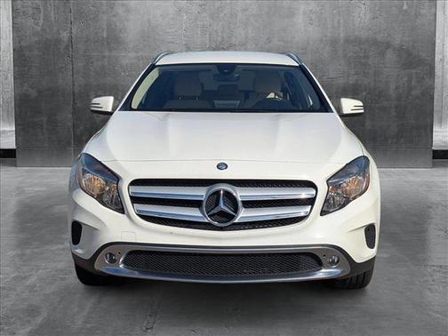 2017 Mercedes-Benz GLA 250 Base