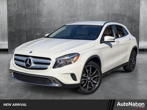 2017 Mercedes-Benz GLA 250 Base