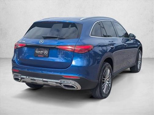 2026 Mercedes-Benz GLC 300 Base