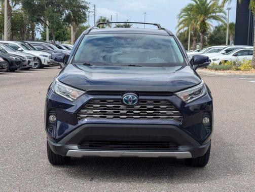 2019 Toyota RAV4 Hybrid SE