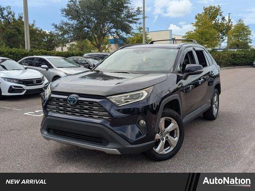 2019 Toyota RAV4 Hybrid SE