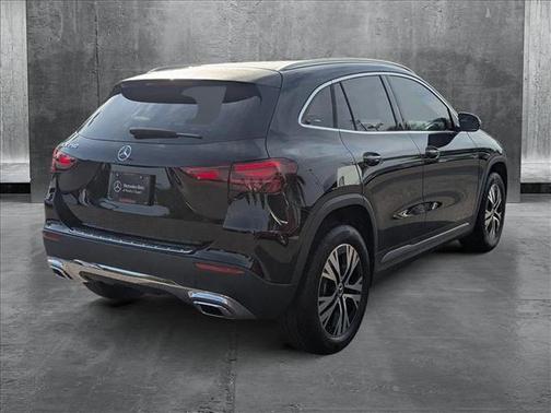 2025 Mercedes-Benz GLA 250 Base
