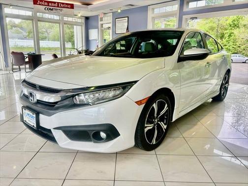 2017 Honda Civic Touring