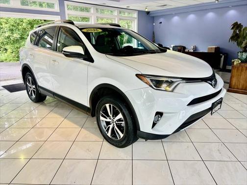2016 Toyota RAV4 XLE
