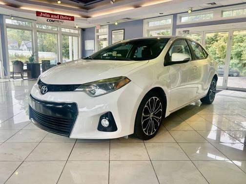 2016 Toyota Corolla S w/Special Edition Pkg