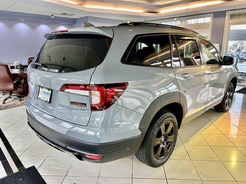 2022 Honda Pilot AWD TrailSport