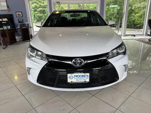 2016 Toyota Camry XSE