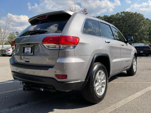 2019 Jeep Grand Cherokee Laredo