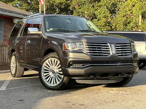 2015 Lincoln Navigator Base