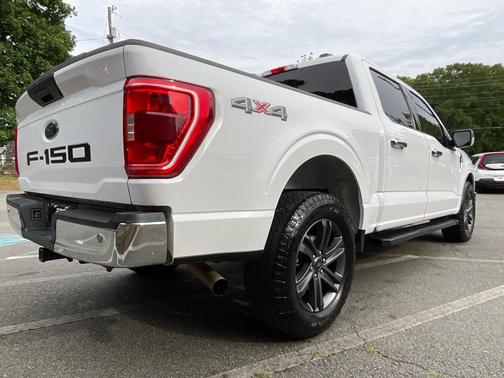 WHITE 2021 Ford F-150 XLT