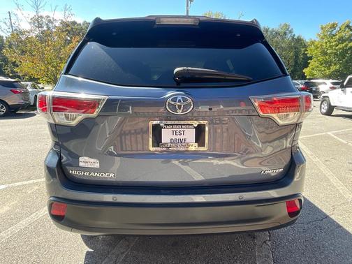 2016 Toyota Highlander Limited