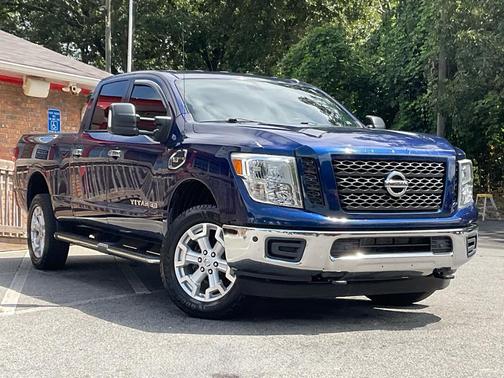 Deep Blue Pearl Metallic 2019 Nissan Titan XD SV