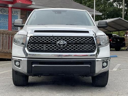 Super White 2021 Toyota Tundra SR5