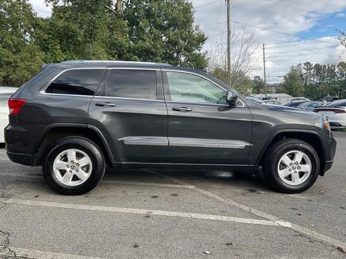 2011 Jeep Grand Cherokee Laredo