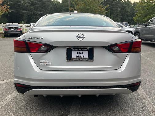 2020 Nissan Altima S FWD