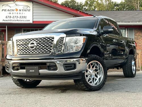 2018 Nissan Titan SV