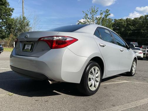 Classic Silver Metallic 2015 Toyota Corolla LE
