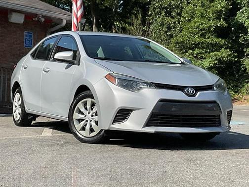 Classic Silver Metallic 2015 Toyota Corolla LE