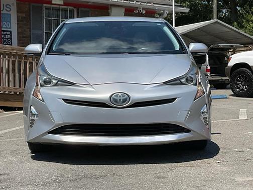 2017 Toyota Prius Four Touring