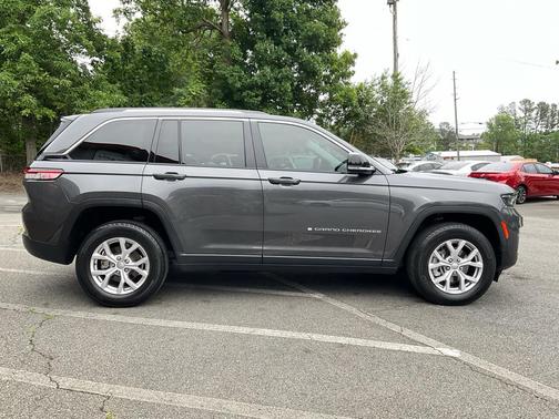 Baltic Gray Metallic Clearcoat 2022 Jeep Grand Cherokee Limited