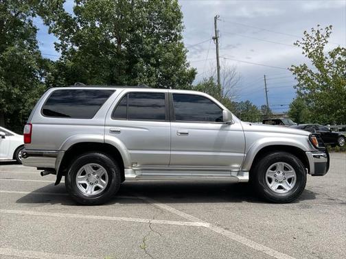 2002 Toyota 4Runner SR5