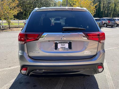 2020 Mitsubishi Outlander SEL