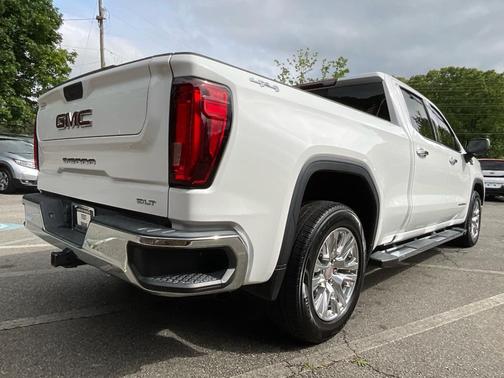 Summit White 2020 GMC Sierra 1500 SLT