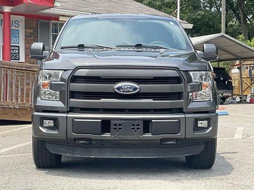 Magnetic Metallic 2015 Ford F-150 Lariat