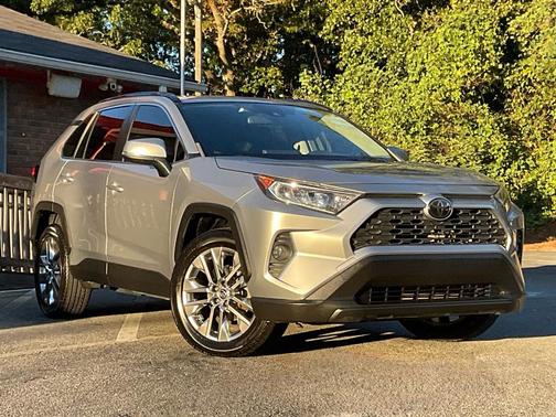 Silver Sky Metallic 2020 Toyota RAV4 XLE Premium