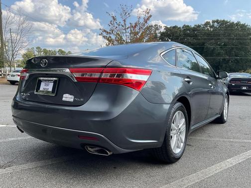 2013 Toyota Avalon XLE