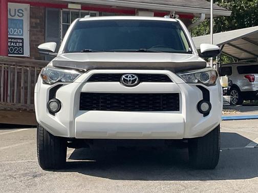 Super White 2014 Toyota 4Runner SR5