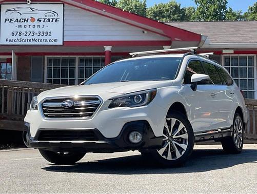 Crystal White Pearl 2019 Subaru Outback 3.6R Touring