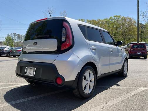 2016 Kia Soul Base