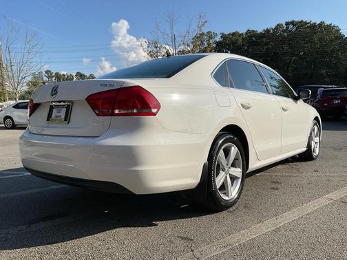 2015 Volkswagen Passat 2.0L TDI DSG SE w/Sunroof