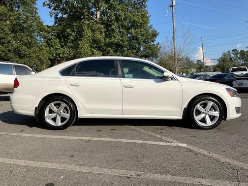 2015 Volkswagen Passat 2.0L TDI DSG SE w/Sunroof