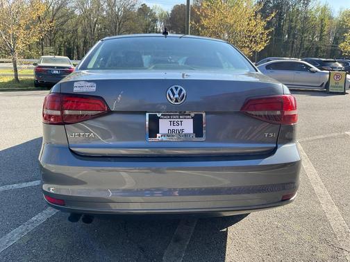 GREY 2016 Volkswagen Jetta 1.4T S w/Technology