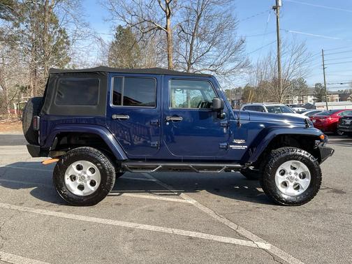 2013 Jeep Wrangler Unlimited Sahara