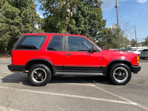 RED 1994 Ford Explorer