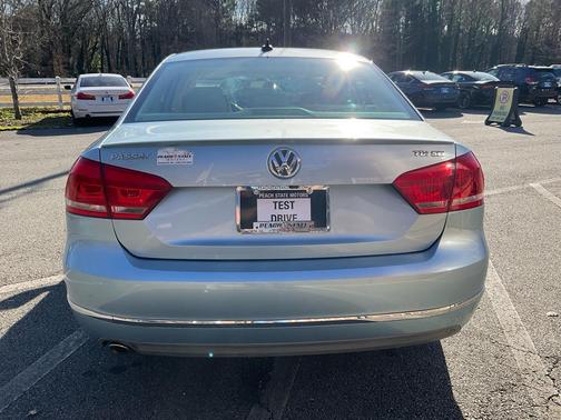 2013 Volkswagen Passat 2.0 TDI SEL Premium