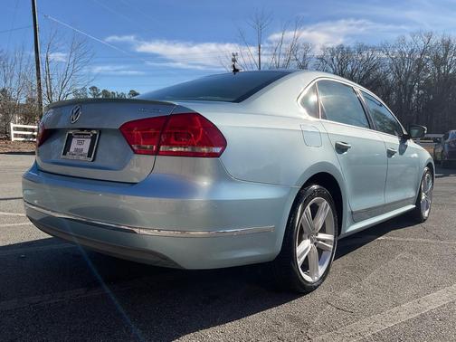 2013 Volkswagen Passat 2.0 TDI SEL Premium