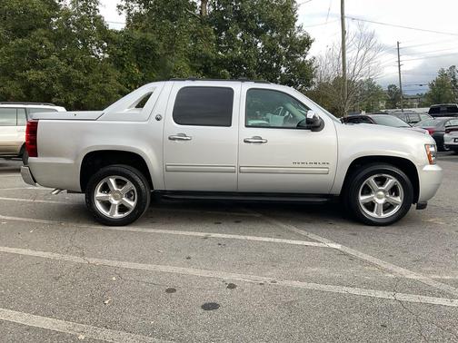 2013 Chevrolet Avalanche LT