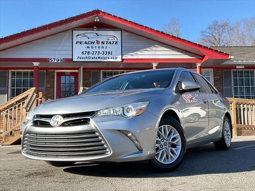 2016 Toyota Camry LE