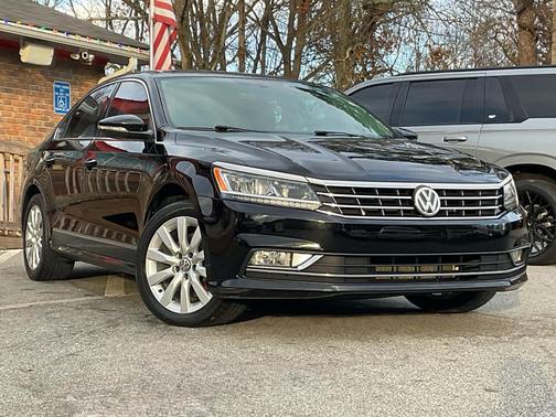 2016 Volkswagen Passat 1.8T SE w/Technology
