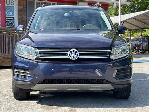 Night Blue Metallic 2016 Volkswagen Tiguan S